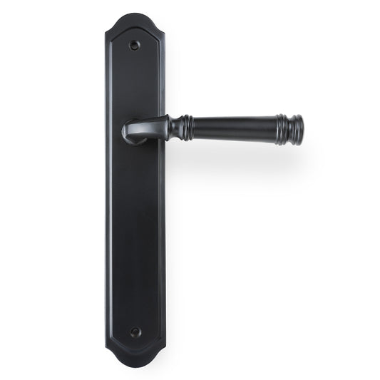 Tuscany Lever on Traditional Passage Plate in Matt Black – bold, modern door handle for contemporary entryways.