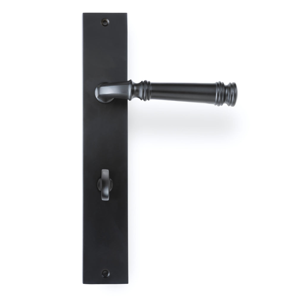 Tuscany Lever on Rectangle Privacy Plate in Matt Black – bold privacy handle for modern and minimalist room designs.