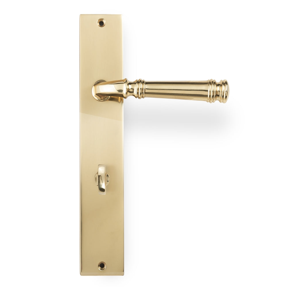 Tuscany Lever on Rectangle Privacy Plate in Polished Brass – elegant privacy door handle for timeless and formal interiors.